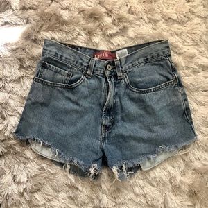 Levis Fitted Denim Shorts - Size 26